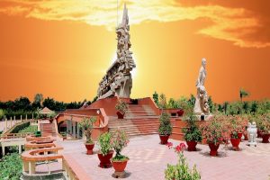 KHU CÔNG VIÊN TƯỢNG ĐÀI LONG AN